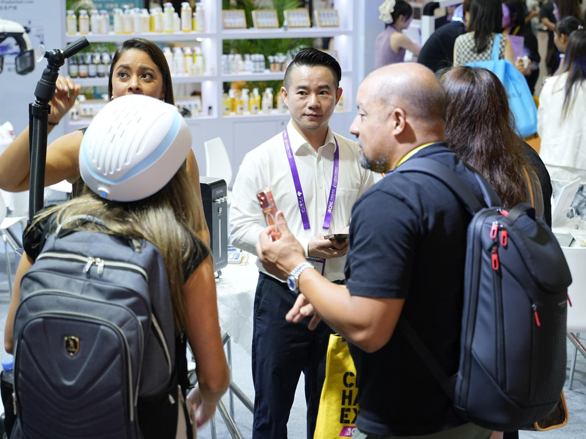 SEYARSI professional beauty equipment at international trade show